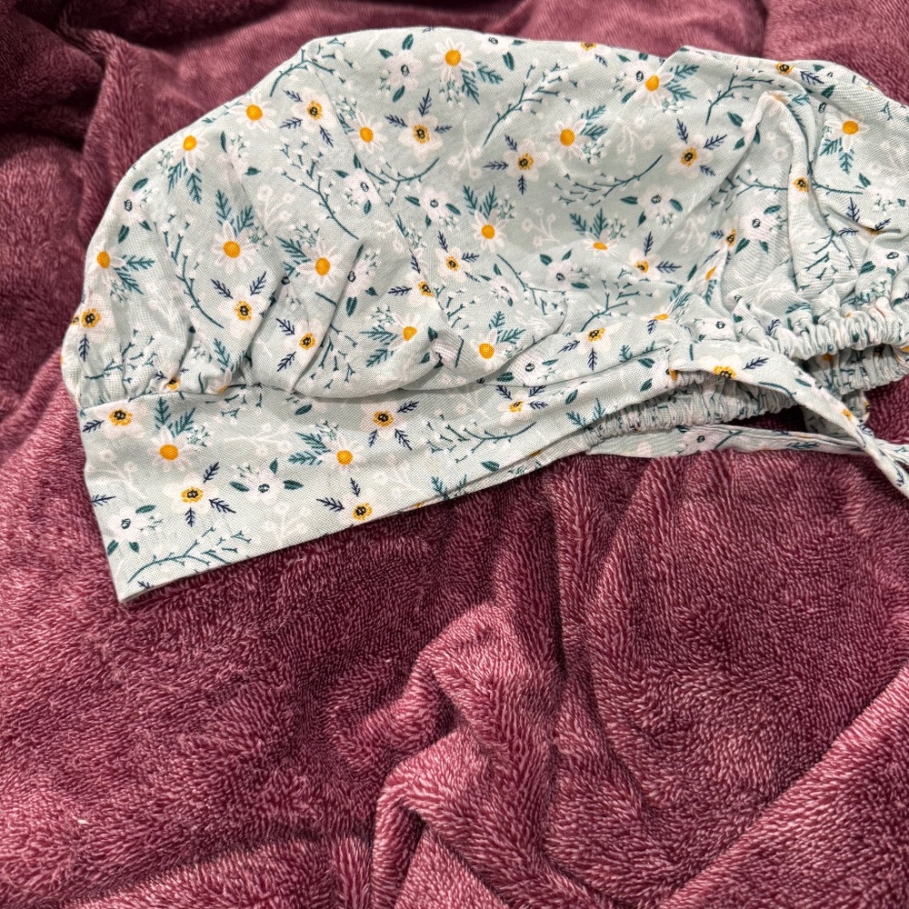 Surgical scrub hat